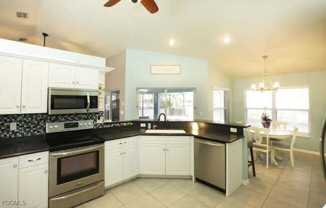 Foto del edificio - 2802 SW 20th Ave