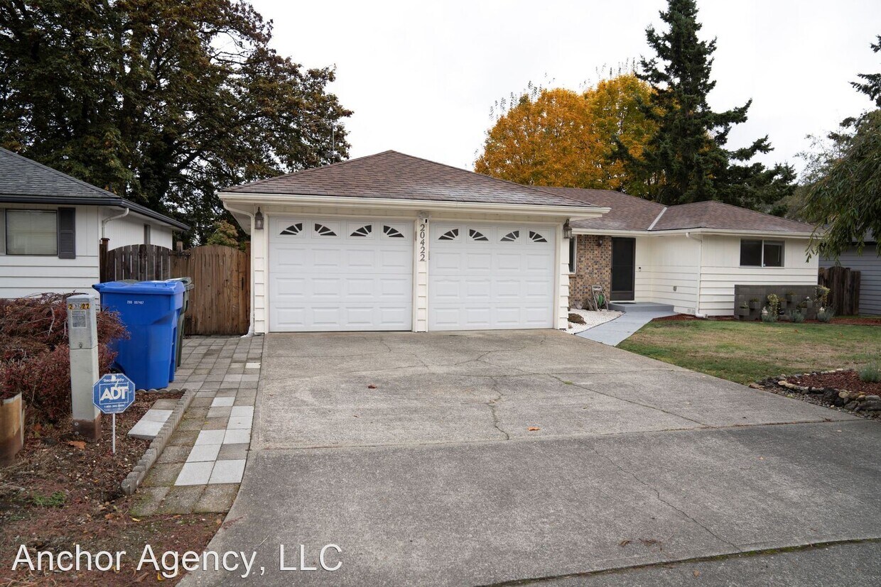 Primary Photo - 3 br, 2 bath House - 20422 120th Ave SE
