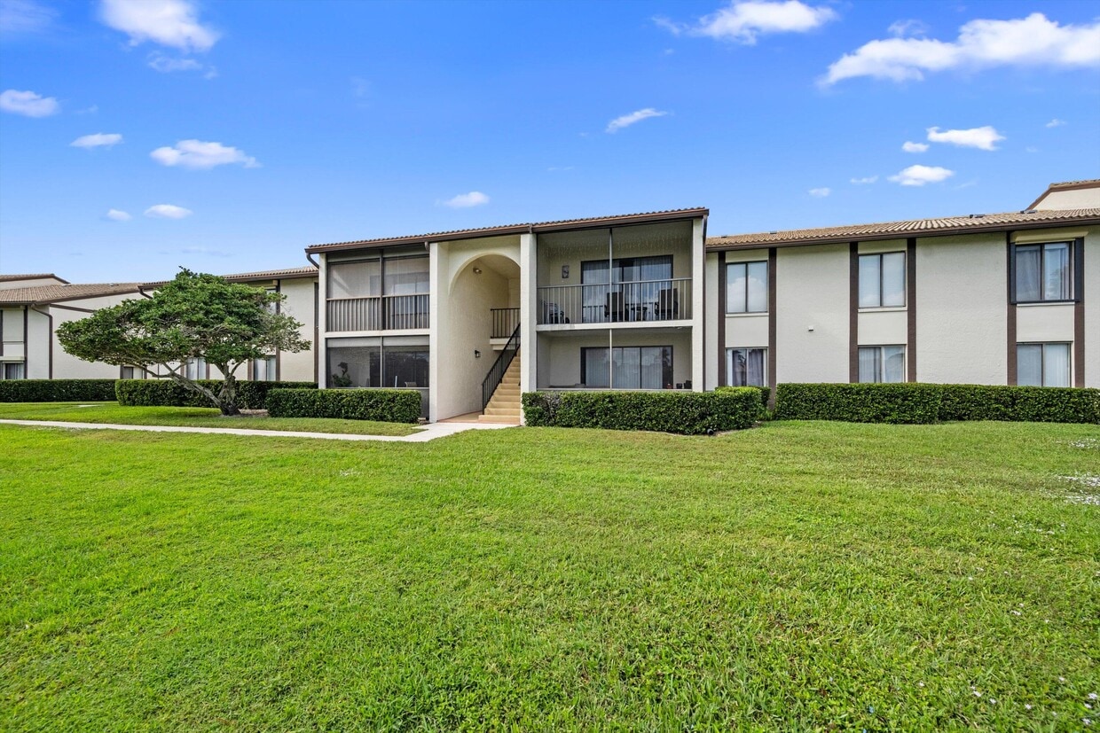 Foto principal - 2732 SW Matheson Ave