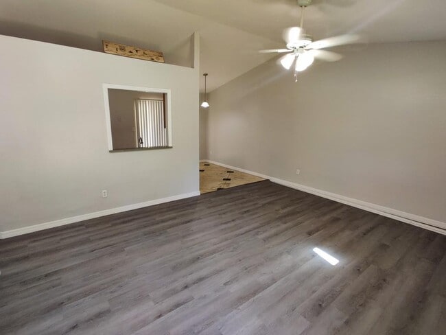 Building Photo - 51 St Johanna Dr
