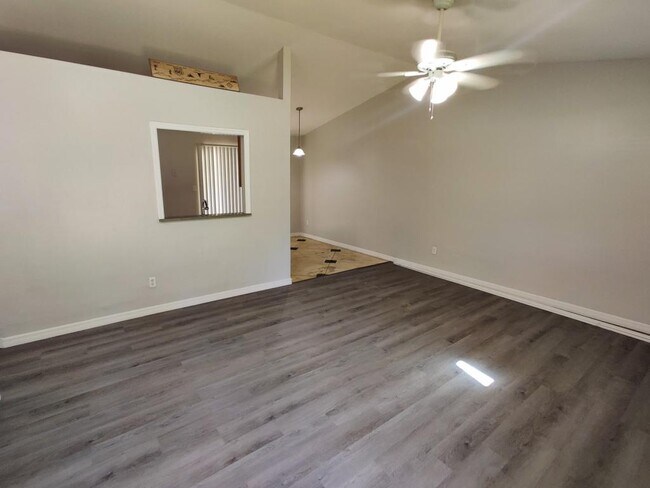 Photo - 51 St Johanna Dr Townhome