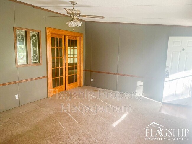 Foto del edificio - 4378 Whichard Rd