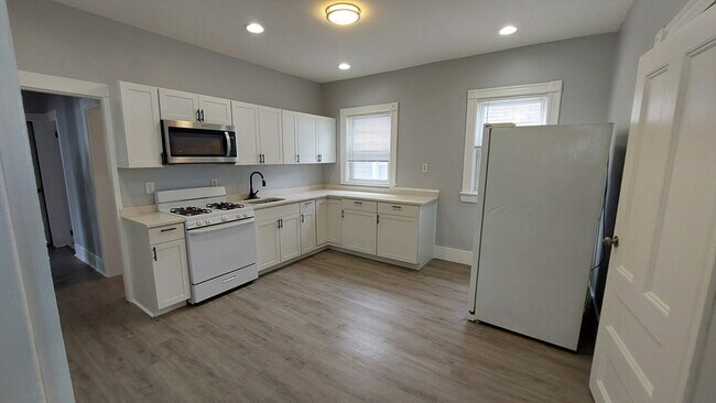 Foto del edificio - 33 Greenbrier St