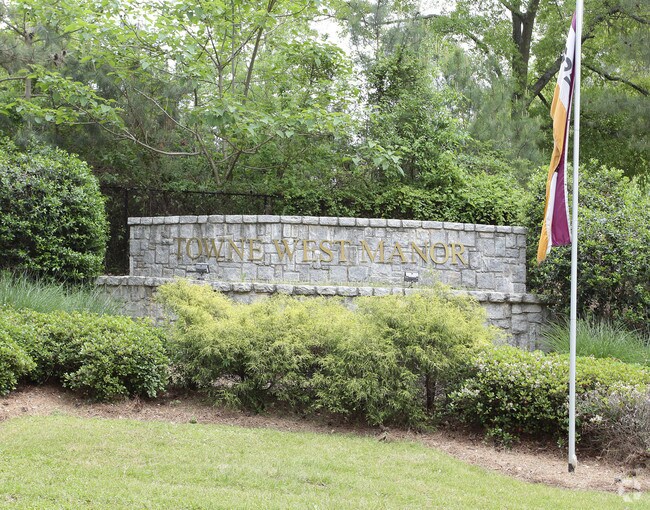 Towne West Manor Apartments Atlanta, GA