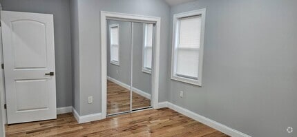 Building Photo - 108-29 171st Pl