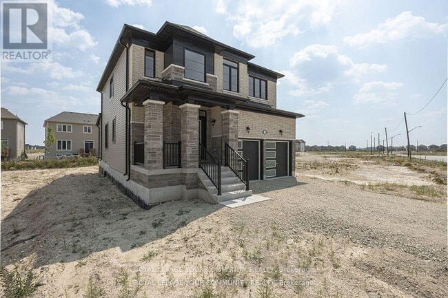 Building Photo - 12 LEGACY Cir