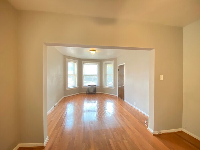 Foto del edificio - 2232 W Addison St