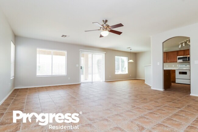 Foto del edificio - 1071 S 223rd Ln
