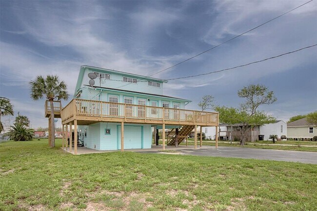 Building Photo - 2323 Rue De Lafitte St