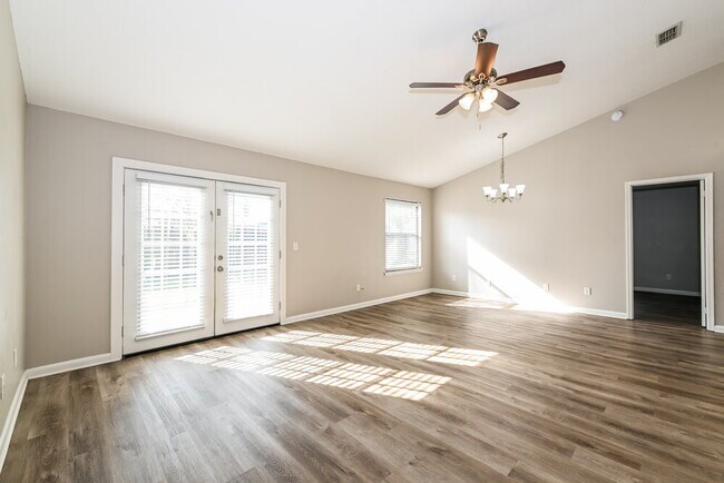 Foto del edificio - 11548 Treasury Cir S