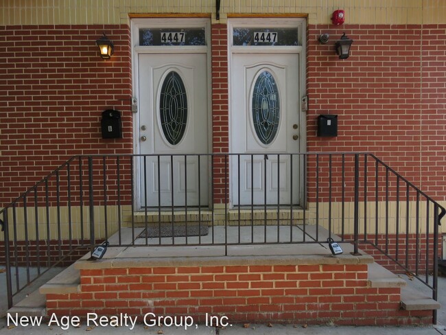Building Photo - 4447 Sansom St