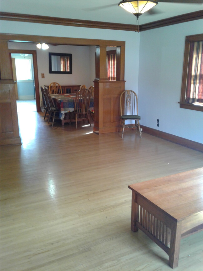 living room - 333 Billings St