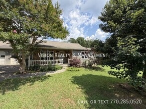 Building Photo - 131 Hunter Way
