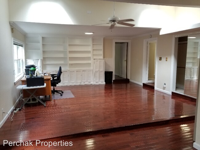 Building Photo - 3 br, 2 bath House - 112 El Portal