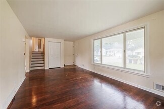 Building Photo - 290 Fetzner Rd