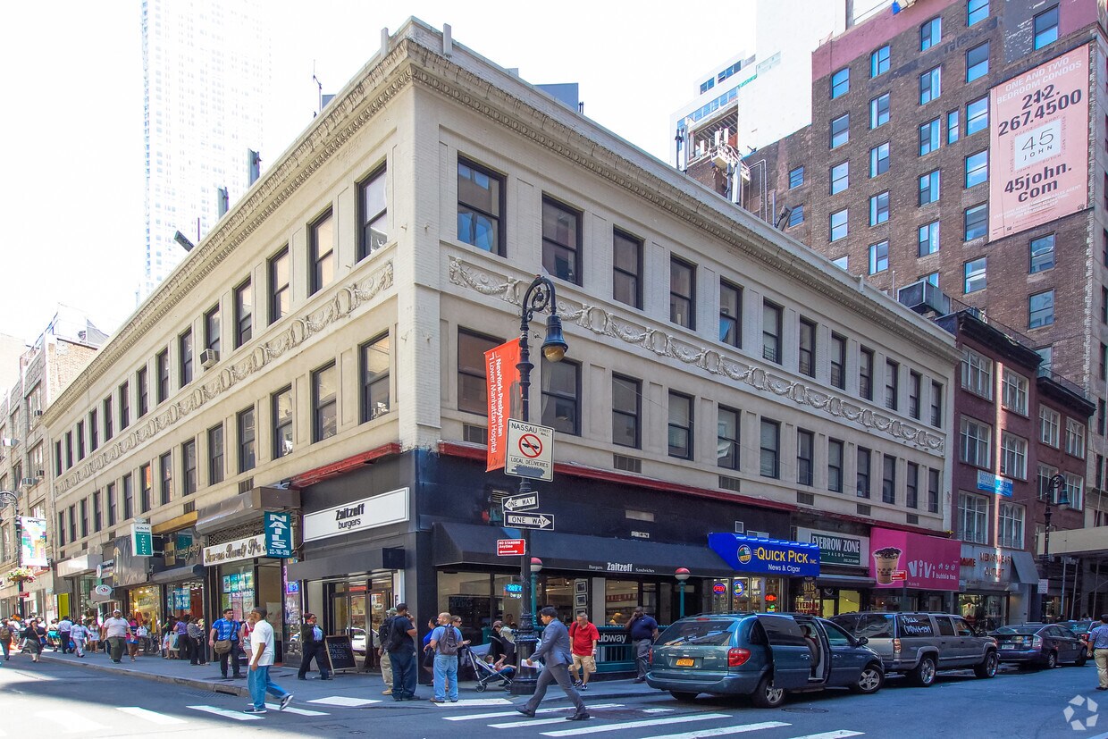 Primary Photo - 72-76 Nassau St