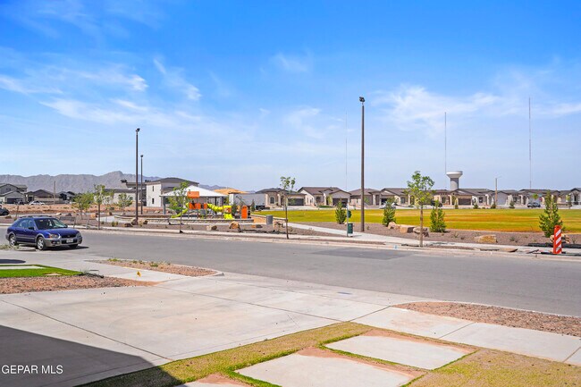 Building Photo - 7480 Rio Rimac Dr