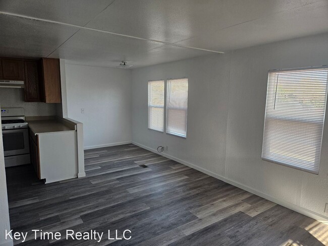 Building Photo - 2 br, 2 bath House - 932 Ramar Rd.