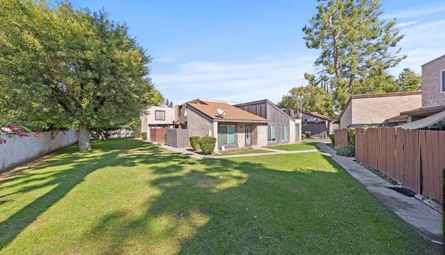 Foto del edificio - 2617 Pinon Springs Cir
