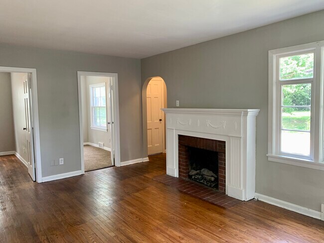 Building Photo - 676 Harrison Ave