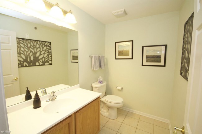 Foto del edificio - 6400 N Northwest Hwy