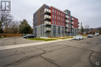 Building Photo - 77 Leland St