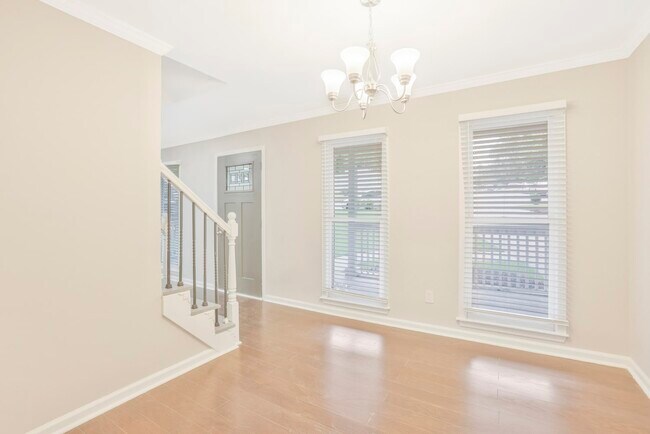Building Photo - 1025 Bass Ct