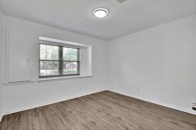 Foto del edificio - 10513 Moorberry Ln