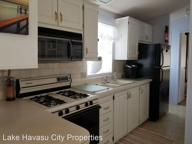Building Photo - 1 br, 1 bath House - 1534 Beachcomber A11