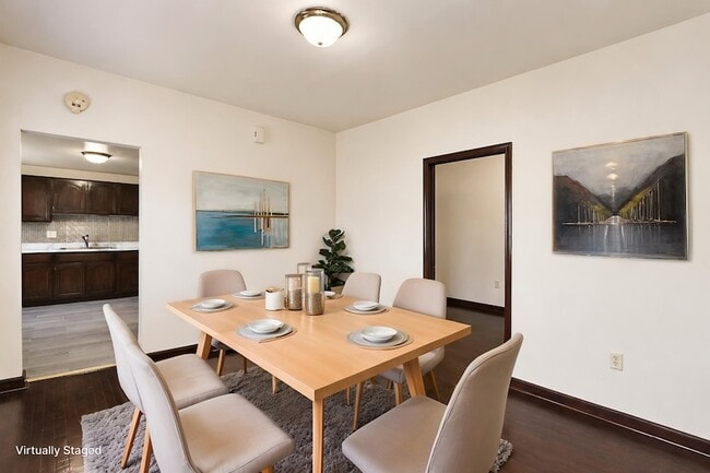 Foto del edificio - 312 E North St