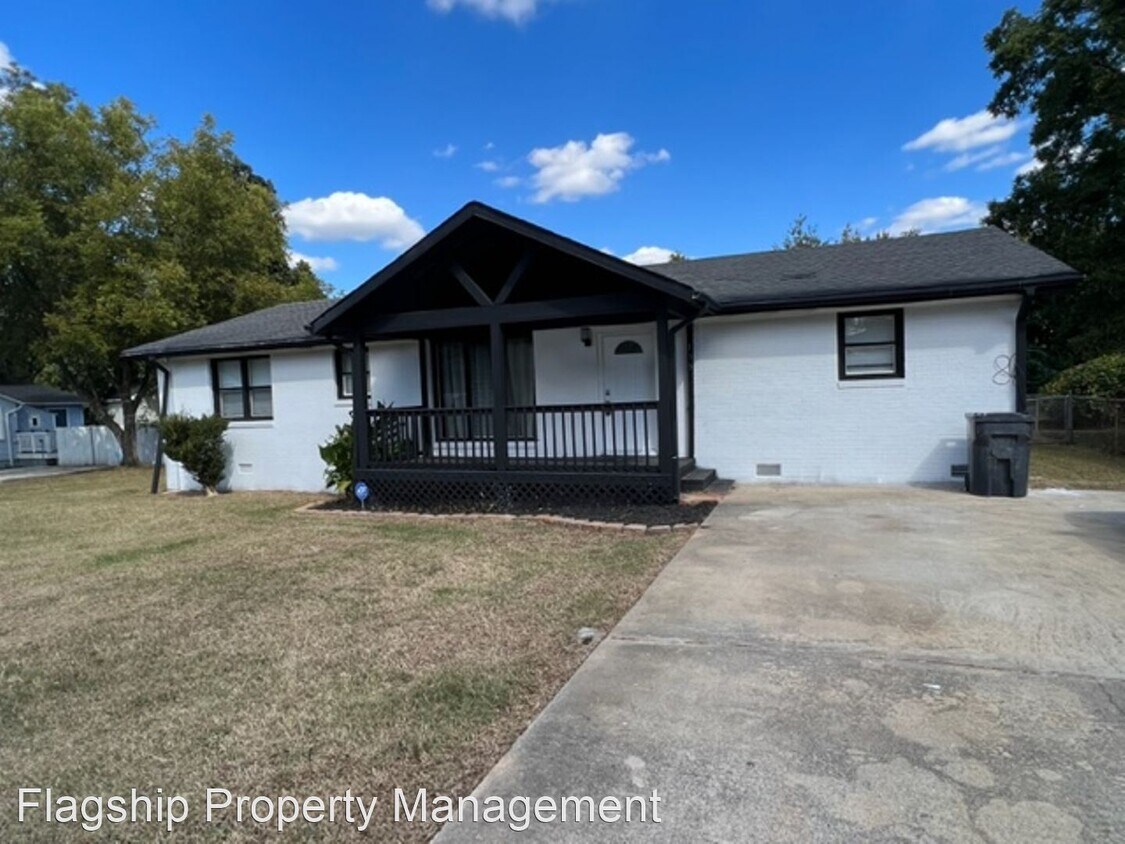 Primary Photo - 3 br, 2.5 bath House - 135 Somerset Street