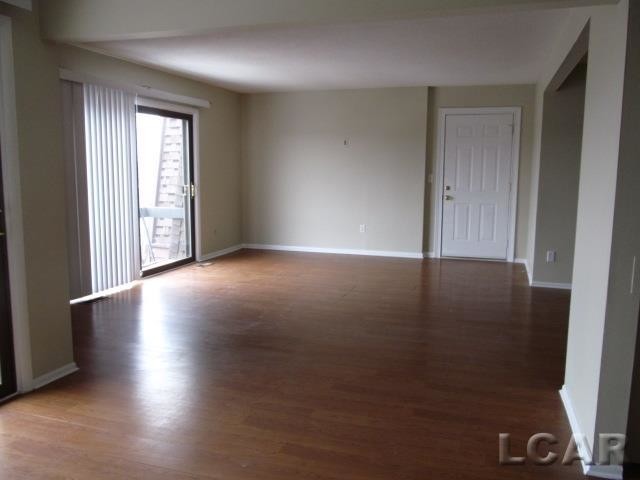 Foto del edificio - 710 Lakeshire Trail