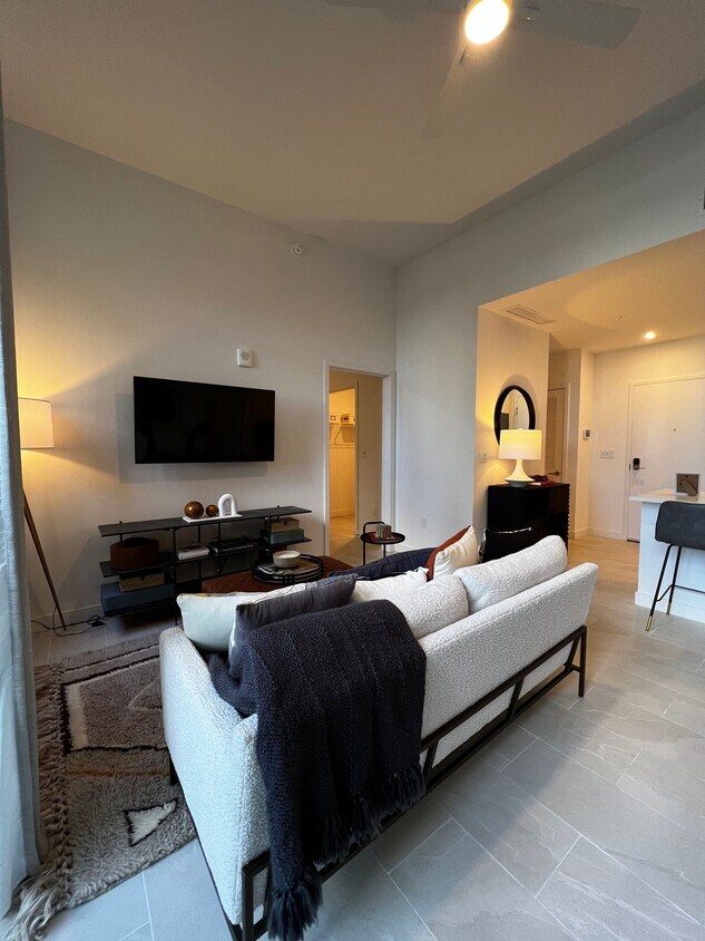 Foto principal - 79 NW 31st St