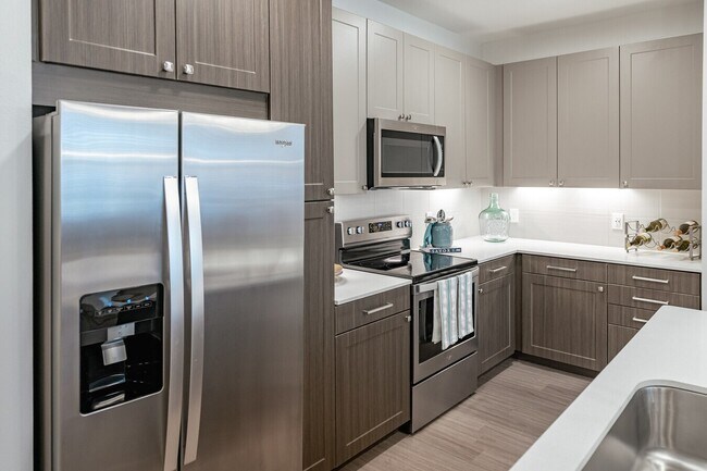 Foto del edificio - One Month Free – More Comfort, Less Cost