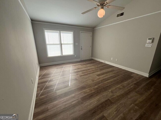 Foto del edificio - 162 Fair Oaks Dr