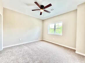 Building Photo - 5602 Hirondel