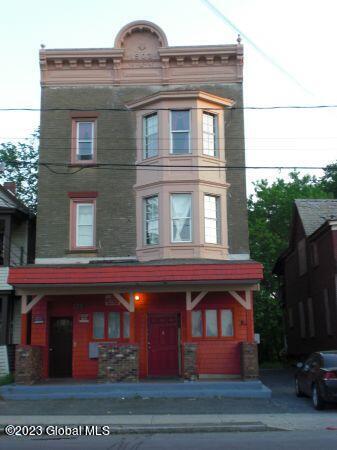 Primary Photo - 860 Eastern Ave