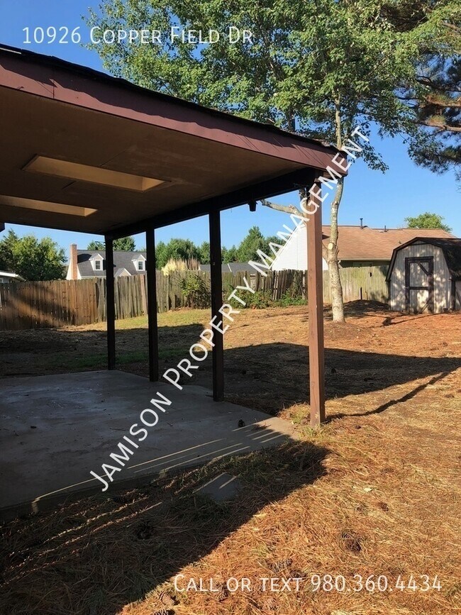 Building Photo - 10926 Copper Field Dr-