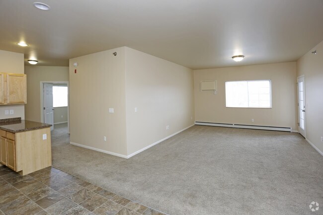 3HAB, 2BA - 1,365 ft² - Shadow Ridge Apartments