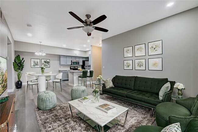 Foto del edificio - 2615 W Gary Ave