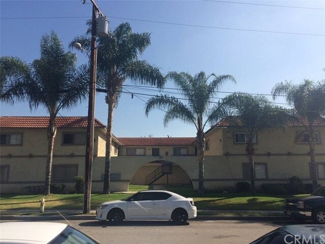 Primary Photo - 120 N 13th Ave