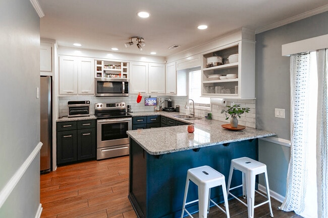 Kitchen - 1035 Spring Forest Rd
