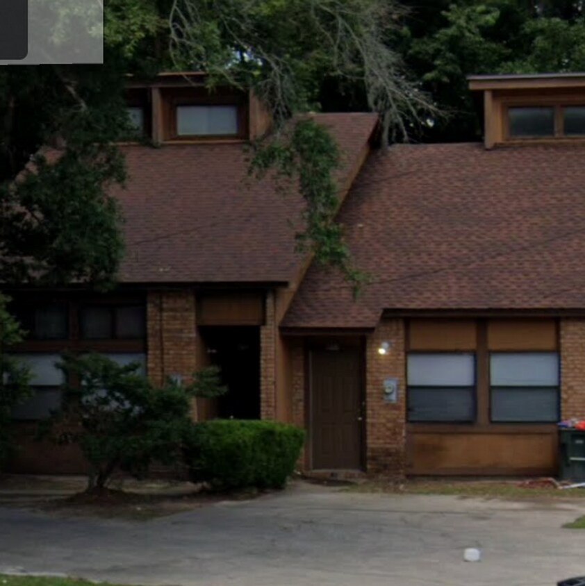 Primary Photo - Cute 1Bd/1.5Ba - steal of a Deal