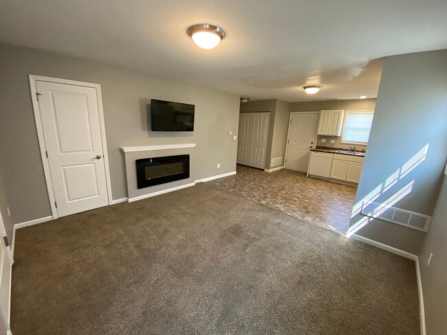 Foto del edificio - Fox Run Townhomes 1