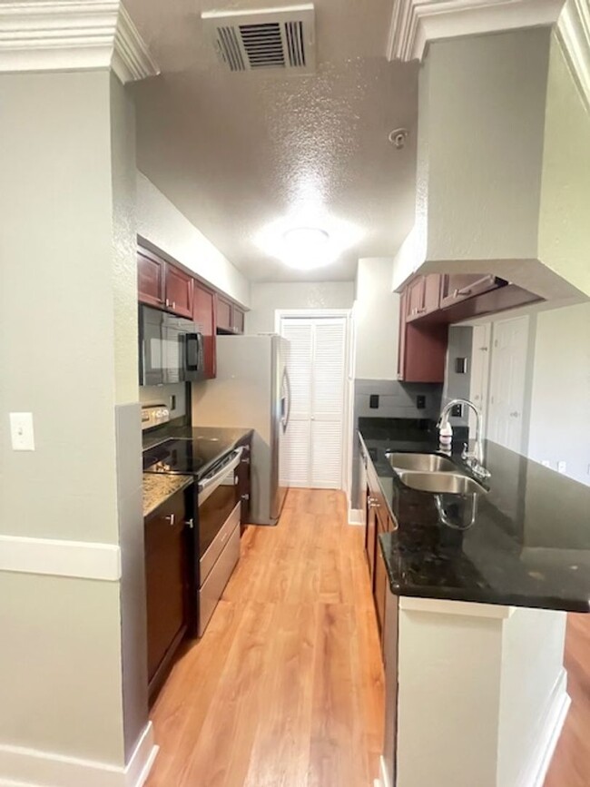 Foto del edificio - 2 Bed / 1 Bath Condo In Altamonte Springs!