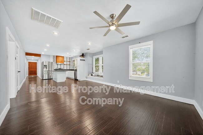 Building Photo - 1225 Michigan Ave