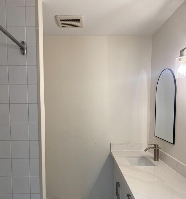 Photo du bâtiment - 151 Siebert Ave