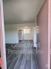 Building Photo - 816 S Orange Ave
