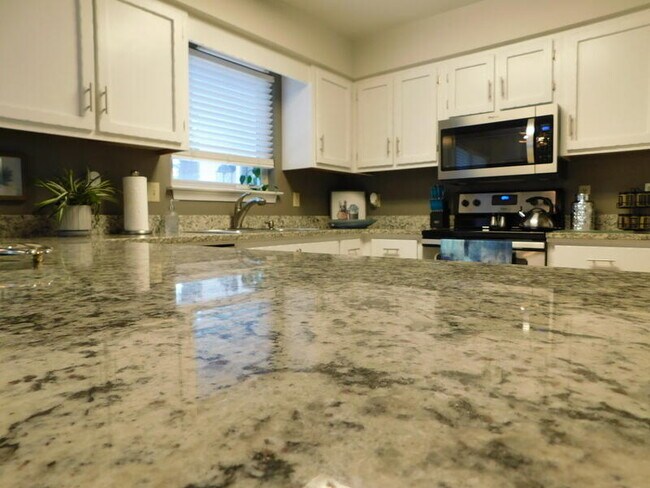 Foto del edificio - 939 Ridgewood Way