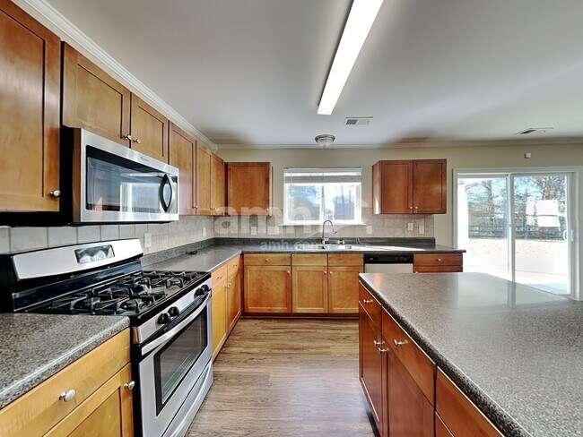 Building Photo - 202 Annaberg Ln